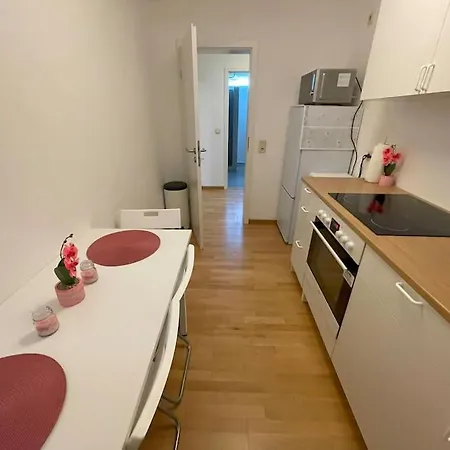Appartement Cozy Studio In Neusser Street