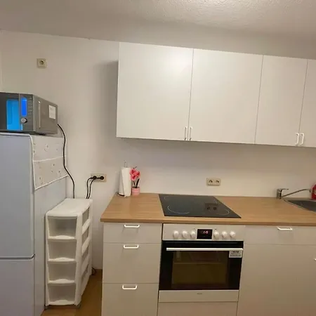 Cozy Studio In Neusser Street